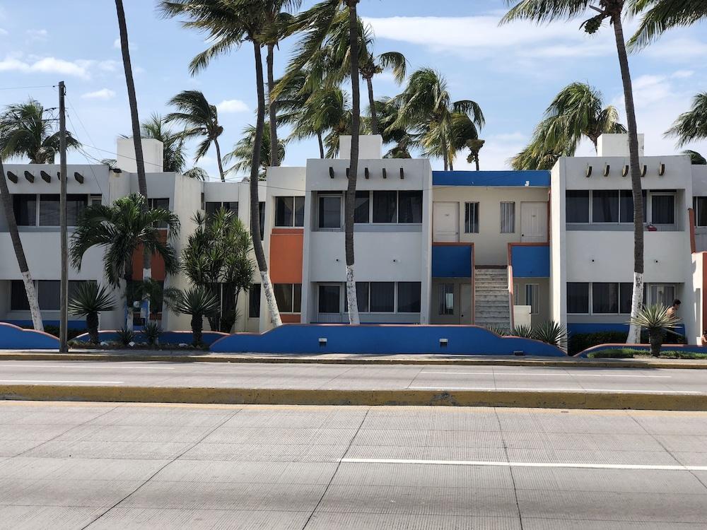 Hotel Suites Mediterraneo Boca Del Rio Veracruz Exterior photo